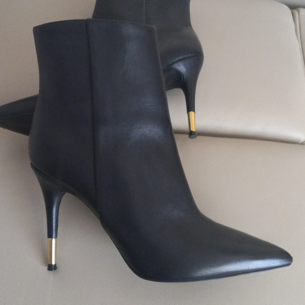 Nine West Black Leather Pointed-Toe Ankle Booties with Gold Heel Accent